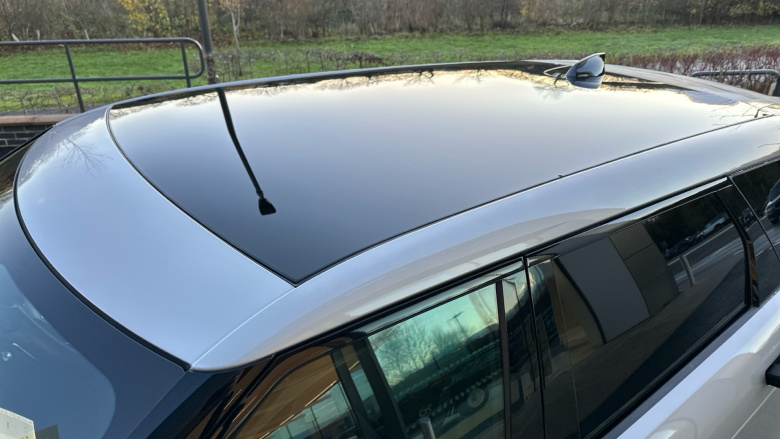 Land Rover Range Rover Evoque 2.0 D200 Dynamic SE 5dr Auto Diesel Hatchback